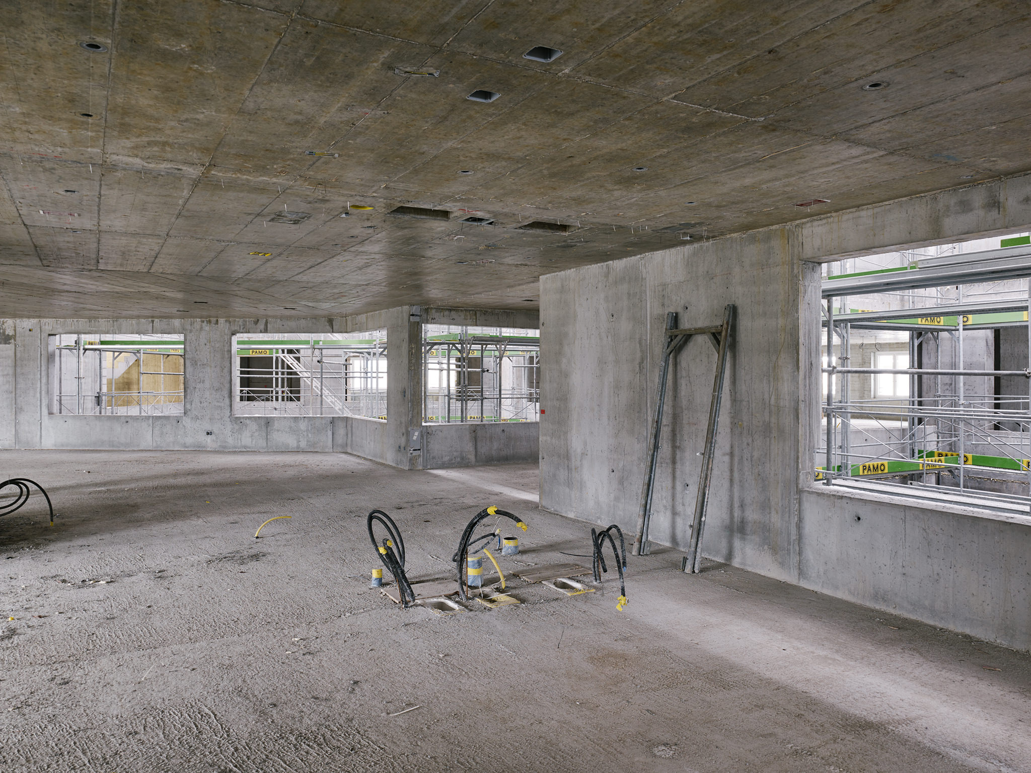 E15541 Alpa 049231 SCREEN